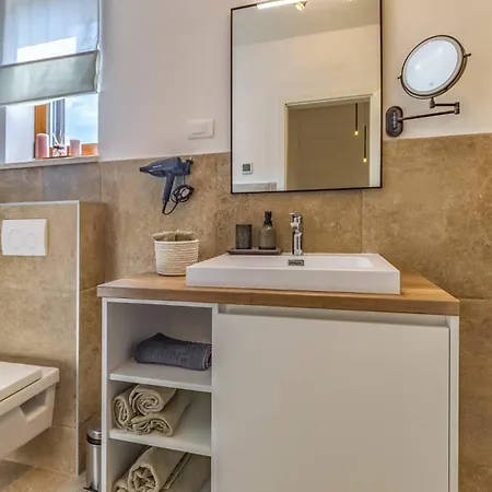Villa Stylish Belaj With Pool, Sauna, Jacuzzi And Sea View By Wiibuk *