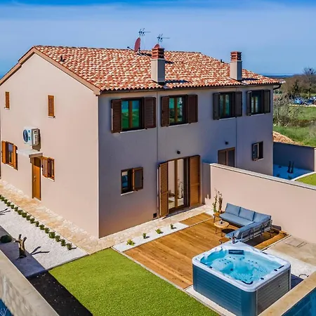 Stylish Belaj With Pool, Sauna, Jacuzzi And Sea View By Wiibuk Villa Vodnjan